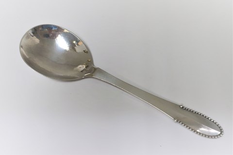 Georg Jensen. Silver cutlery. Sterling (925). Beaded. Serving spoon. Length 23 
cm.