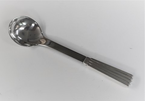Georg Jensen. Sølvbestik (925). Bernadotte. Sennepsske med stål. Længde 8,6 cm