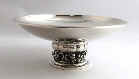 Georg Jensen. Sterling bowl on foot with grapes (925). Design, Georg Jensen. 
Model 296E. Diameter 15 cm. Height 6 cm. Produced 1933-1945.