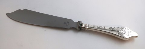 Cohr. Antique Rococo. Silver cutlery (830). Cake knife. Length 27 cm. Produced 
1933