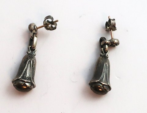 Georg Jensen. Sterling ear studs (925). Length 3 cm