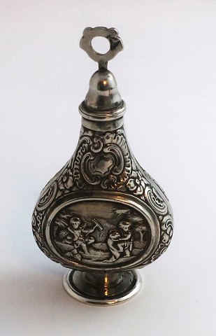 Silver bottle (830). Height 9 cm.