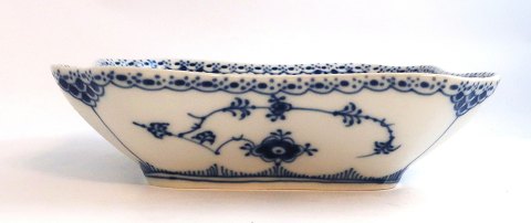 Royal Copenhagen. Blue fluted, half lace. Square bowl. Model 708. Width 20 cm. (2 quality).
