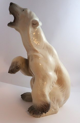 Dahl Jensen. Porcelain figurine. Large standing polar bear. Model # 1157. Height 37 cm. (2nd grade). Small stain from the burn (see photo)