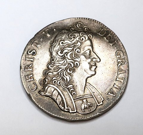 Denmark. Christian V. 1 krone 1693. Hede 99A. Diameter 32 mm.