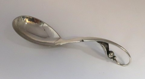 Georg Jensen. Silver cutlery (830). Ornamental cutlery no. 21. Sugar spoon. Length 13 cm. Produced in 1927.