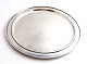 Georg Jensen. Bernadotte. Abdeckplatten aus Sterlingsilber (925). Modell 849B. 
Durchmesser 28cm.