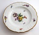 Royal Copenhagen. Saxon flower. Dinner plate. Model # 1621. Diameter 25 cm. 
Produced before 1923.