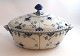 Royal Copenhagen. Blue fluted, full lace. Tureen. Model 1109. Length 32 cm. 
Width 19.5 cm. (1 quality)