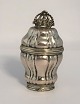 Martin Hinrich Petersen, Haderslev (1784-1824). Silver vinaigrette. Height 7 cm.