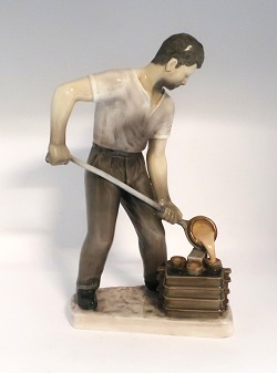 Figurines