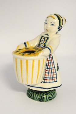 Figurines