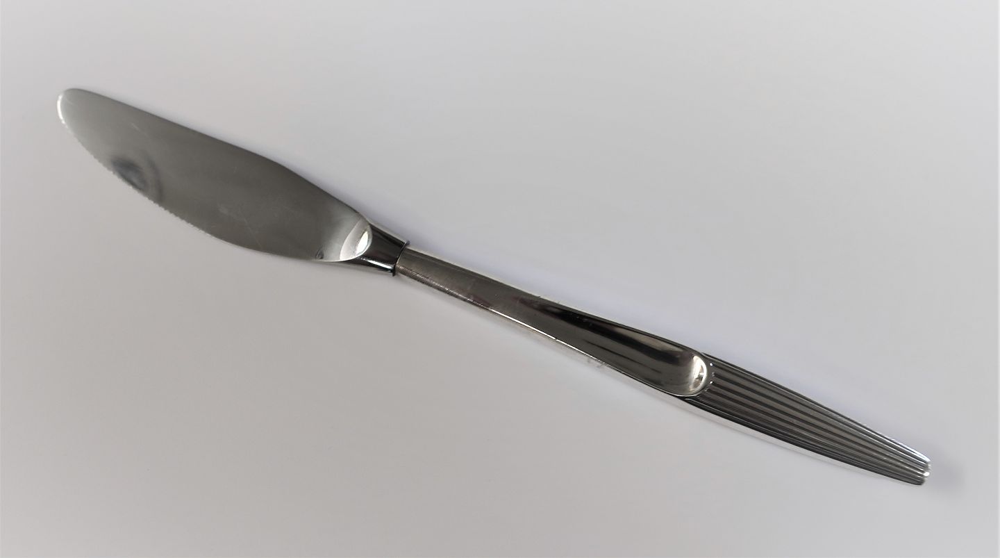 Fordøjelsesorgan hårdtarbejdende Sjældent Lundin Antique - Eva. Sølvbestik (830). Middagskniv med grilskær. Længde  20,2 cm.